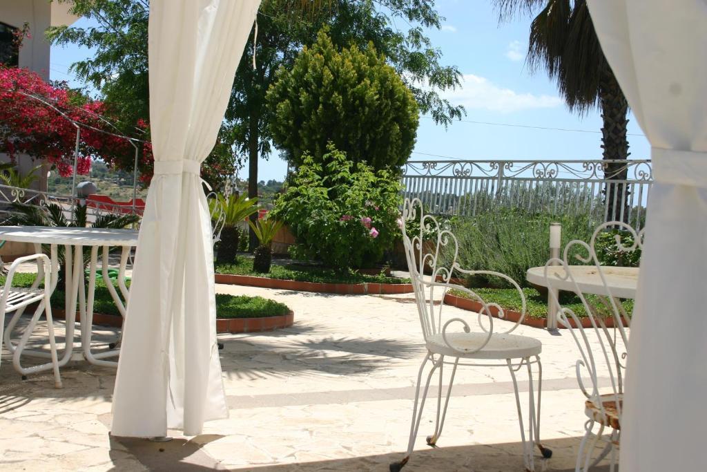Villa Teresa سان كورّادو دي فووري المظهر الخارجي الصورة