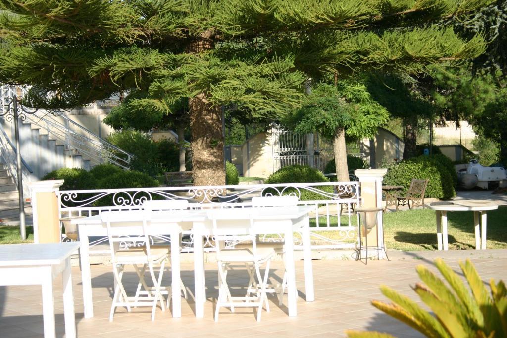 Villa Teresa سان كورّادو دي فووري المظهر الخارجي الصورة